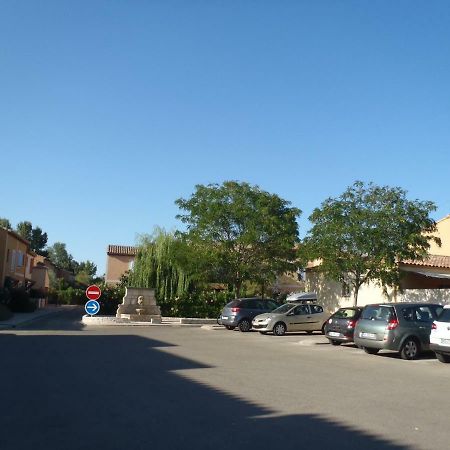 Appartement Dans La Residence Les Mazets De Camargue 阿爾勒 外观 照片