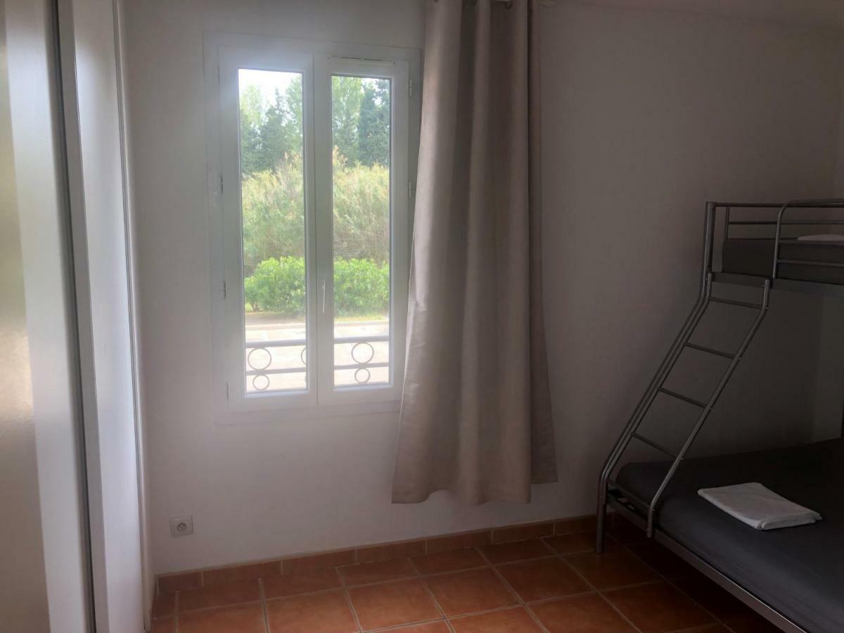Appartement Dans La Residence Les Mazets De Camargue 阿爾勒 外观 照片